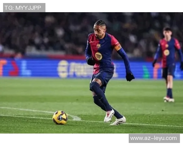 拉菲尼亚腿筋受伤复出再推迟无缘国家德比将缺阵一个月